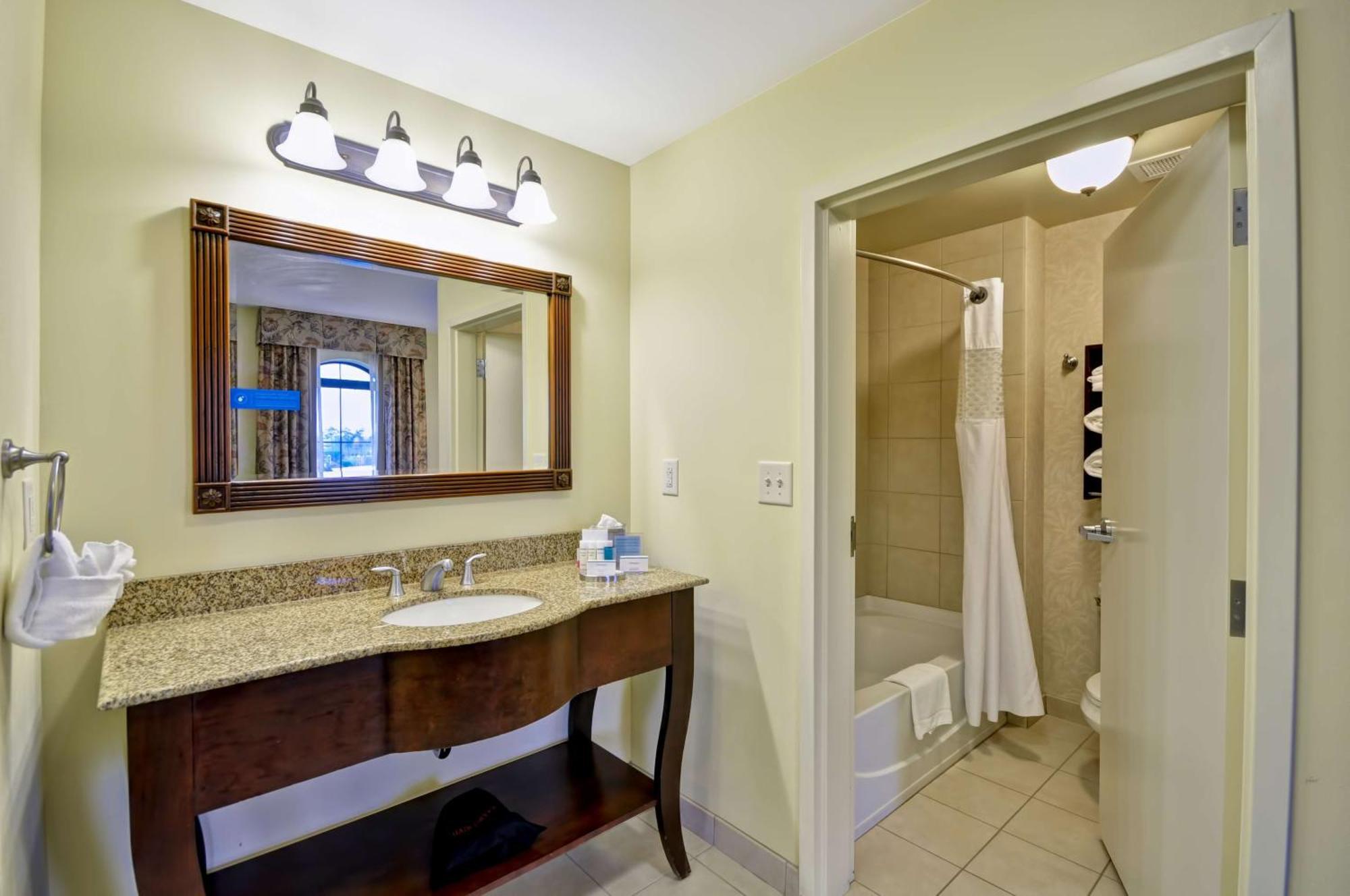 Hampton Inn & Suites North Charleston-University Boulevard Екстериор снимка