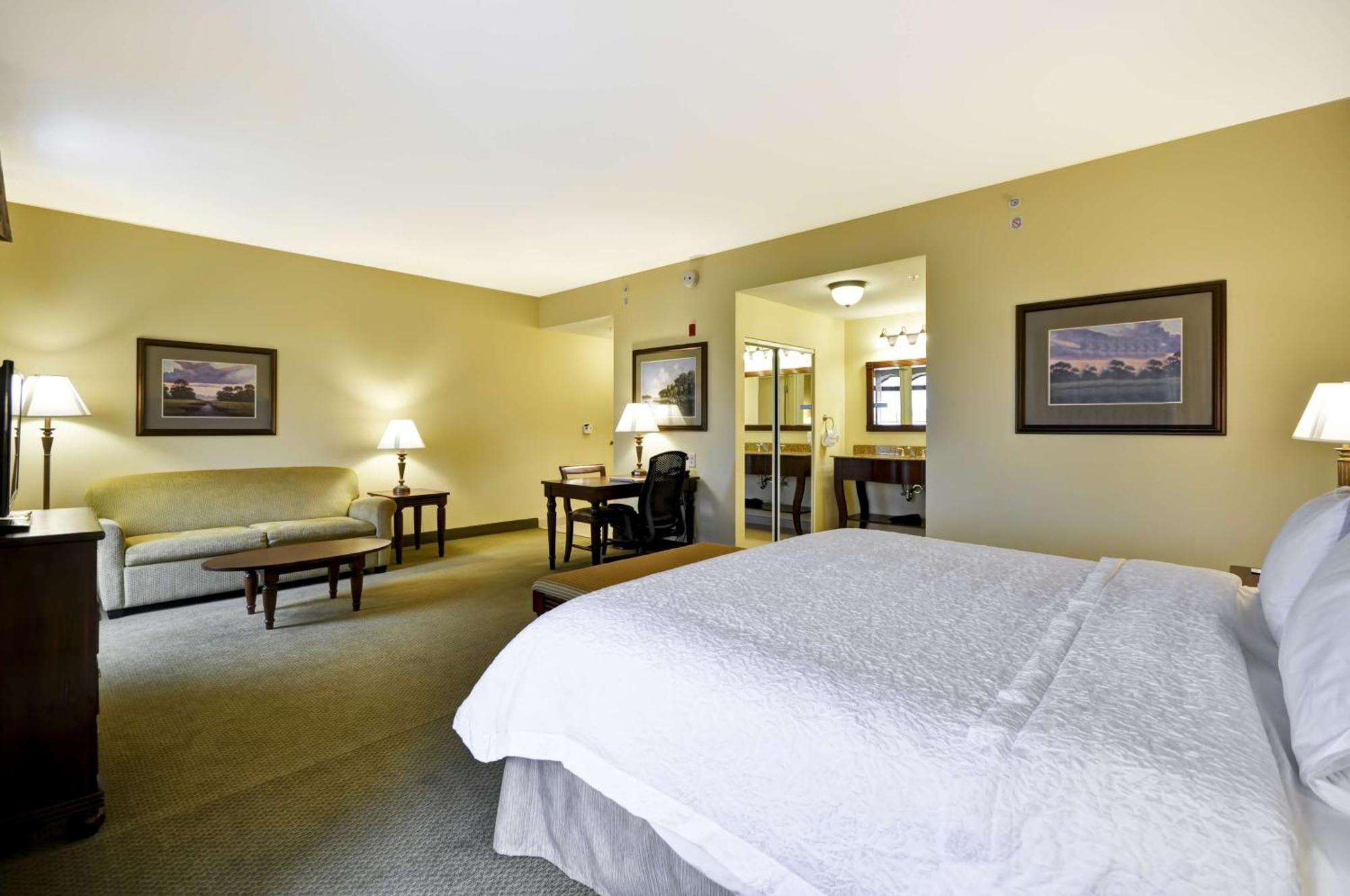 Hampton Inn & Suites North Charleston-University Boulevard Екстериор снимка