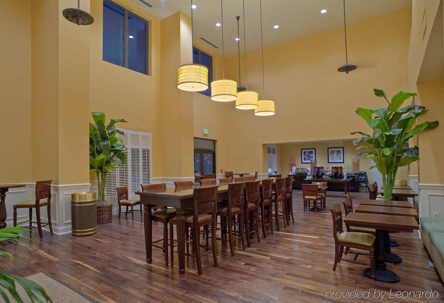Hampton Inn & Suites North Charleston-University Boulevard Ресторант снимка