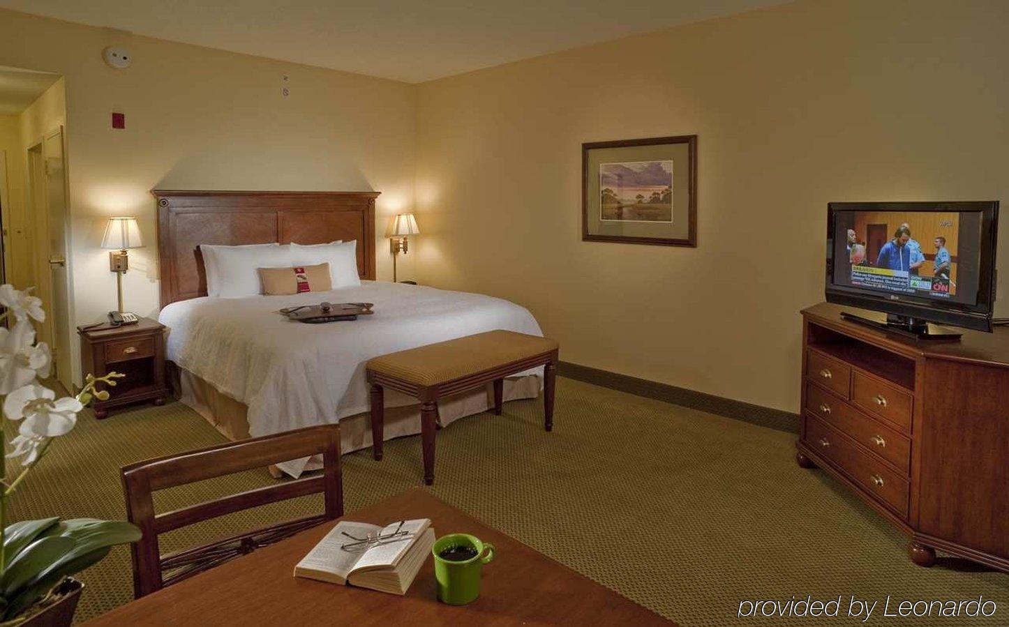 Hampton Inn & Suites North Charleston-University Boulevard Стая снимка